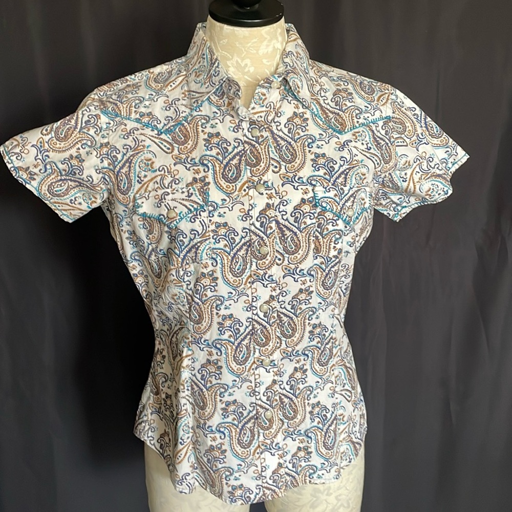 Fun western top by Rough Stock. Sz Med